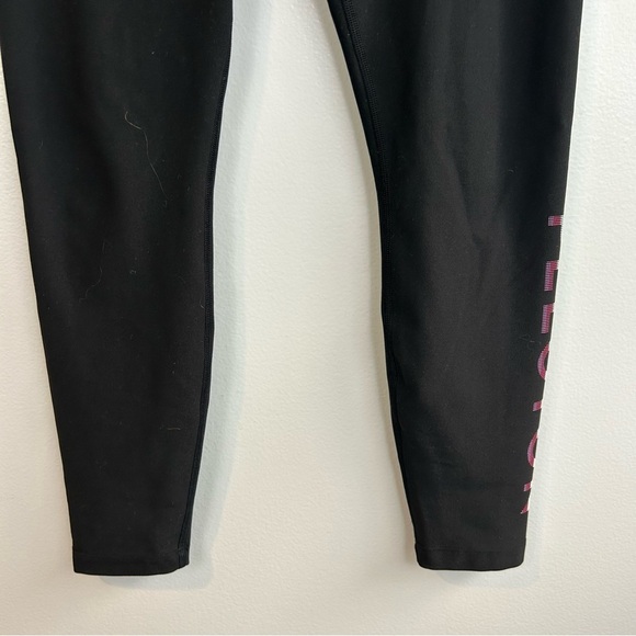 Peleton Black Pixel Logo Leggings Size Small - Picture 4 of 7